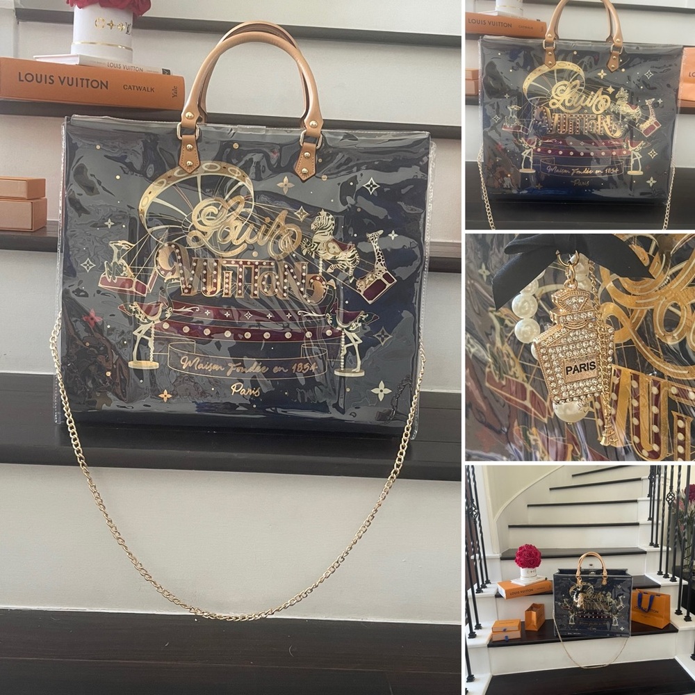 Large Louis Vuitton Holiday Edition PVC Tote Carousel Paris theme - Picture 5 of 17